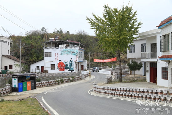 8、中國傳統(tǒng)村落大堝村_副本.jpg